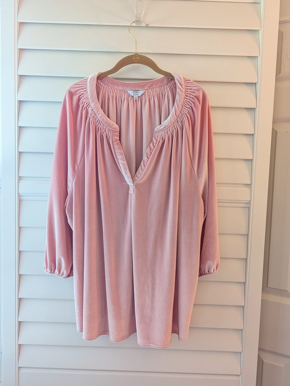 crown & ivy Soft Pink Peasant Tunic Top